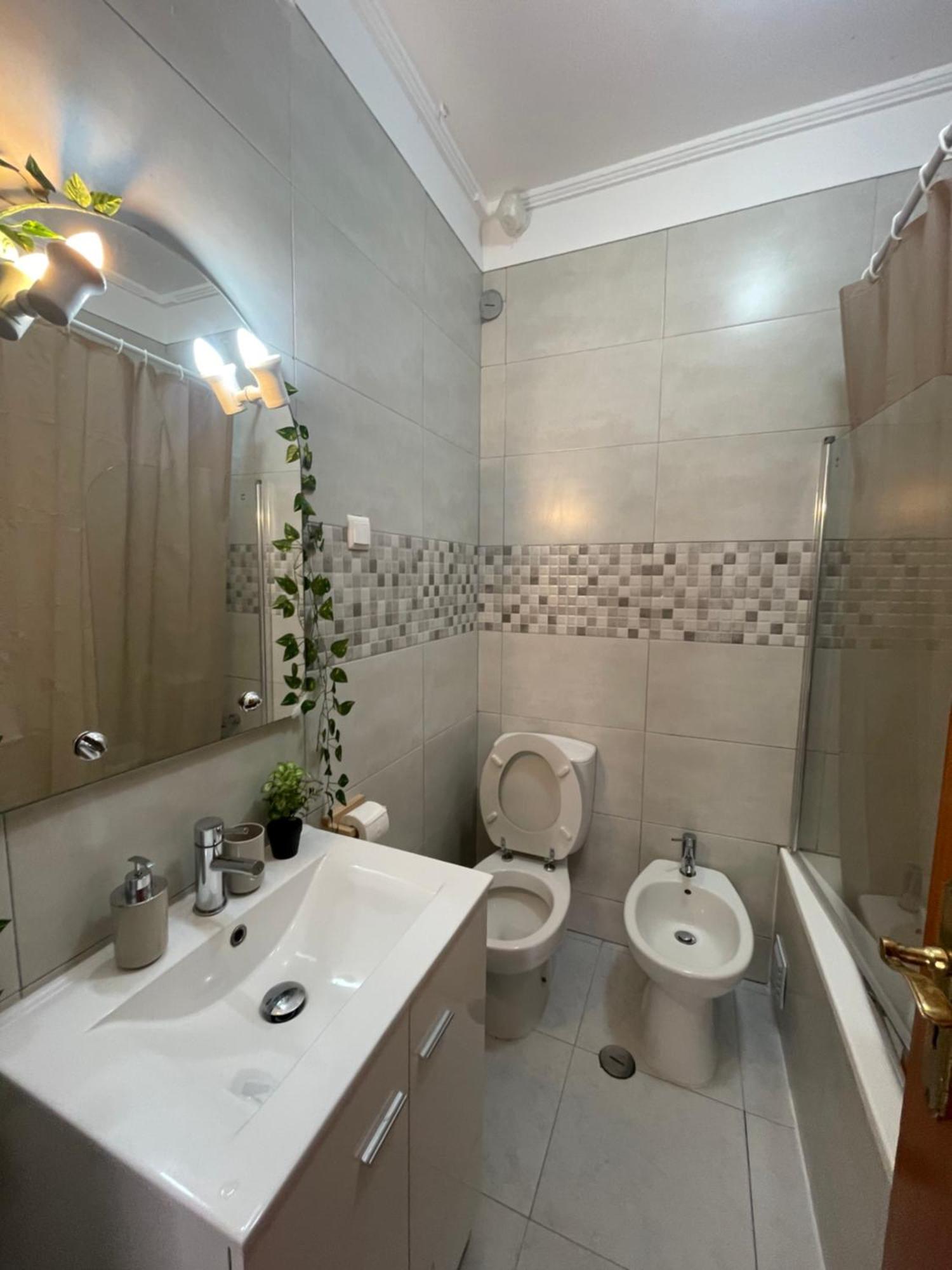 Apartamento Vista Praia E Mar- Costa Da Caparica Apartment Luaran gambar